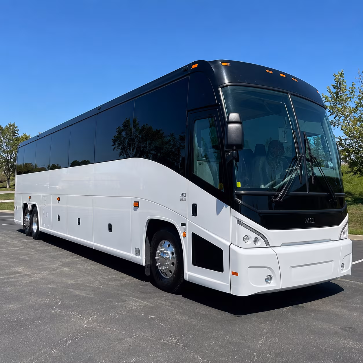 corporate commuter shuttles between mesquite and downtown dallas